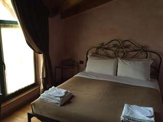 Фермерские дома Hotel Suite-Agrovillage Resort Labaşinţ Одноместный номер с ванной комнатой-1