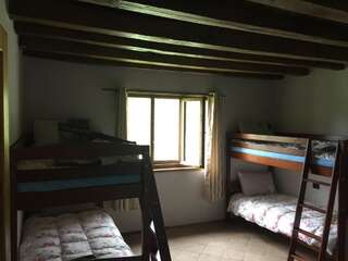 Фермерские дома Hotel Suite-Agrovillage Resort Labaşinţ Кровать в общем 6-местном номере-1